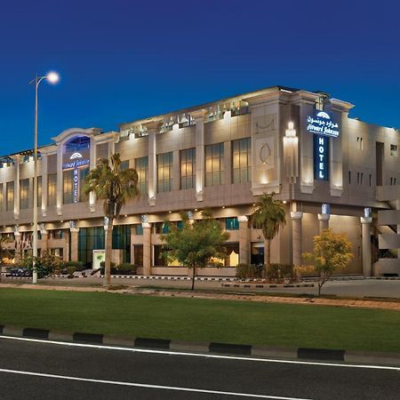 Howard Johnson Dammam Hotel Exterior photo