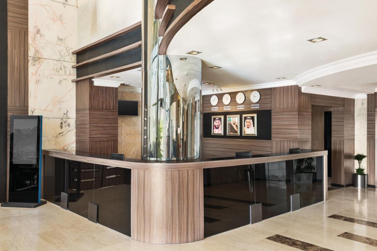 Howard Johnson Dammam Hotel Exterior photo