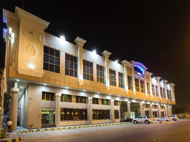 Howard Johnson Dammam Hotel Exterior photo