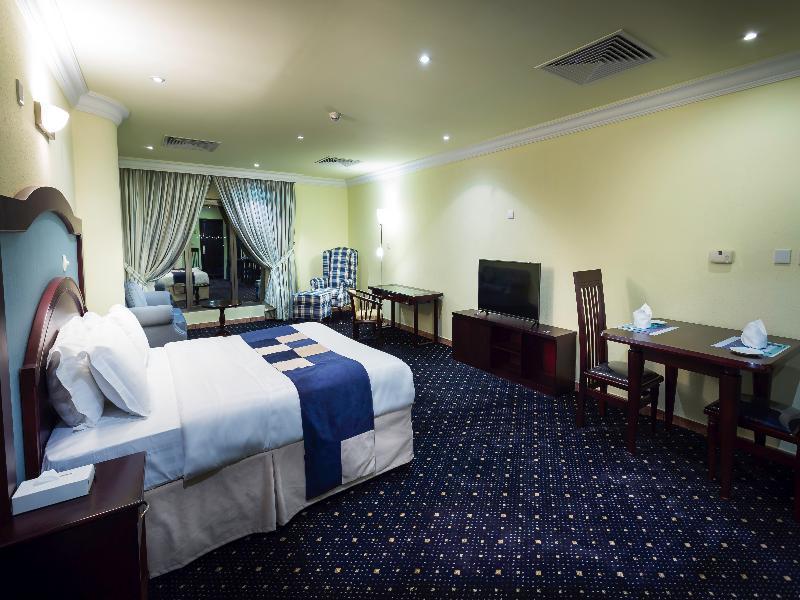 Howard Johnson Dammam Hotel Exterior photo